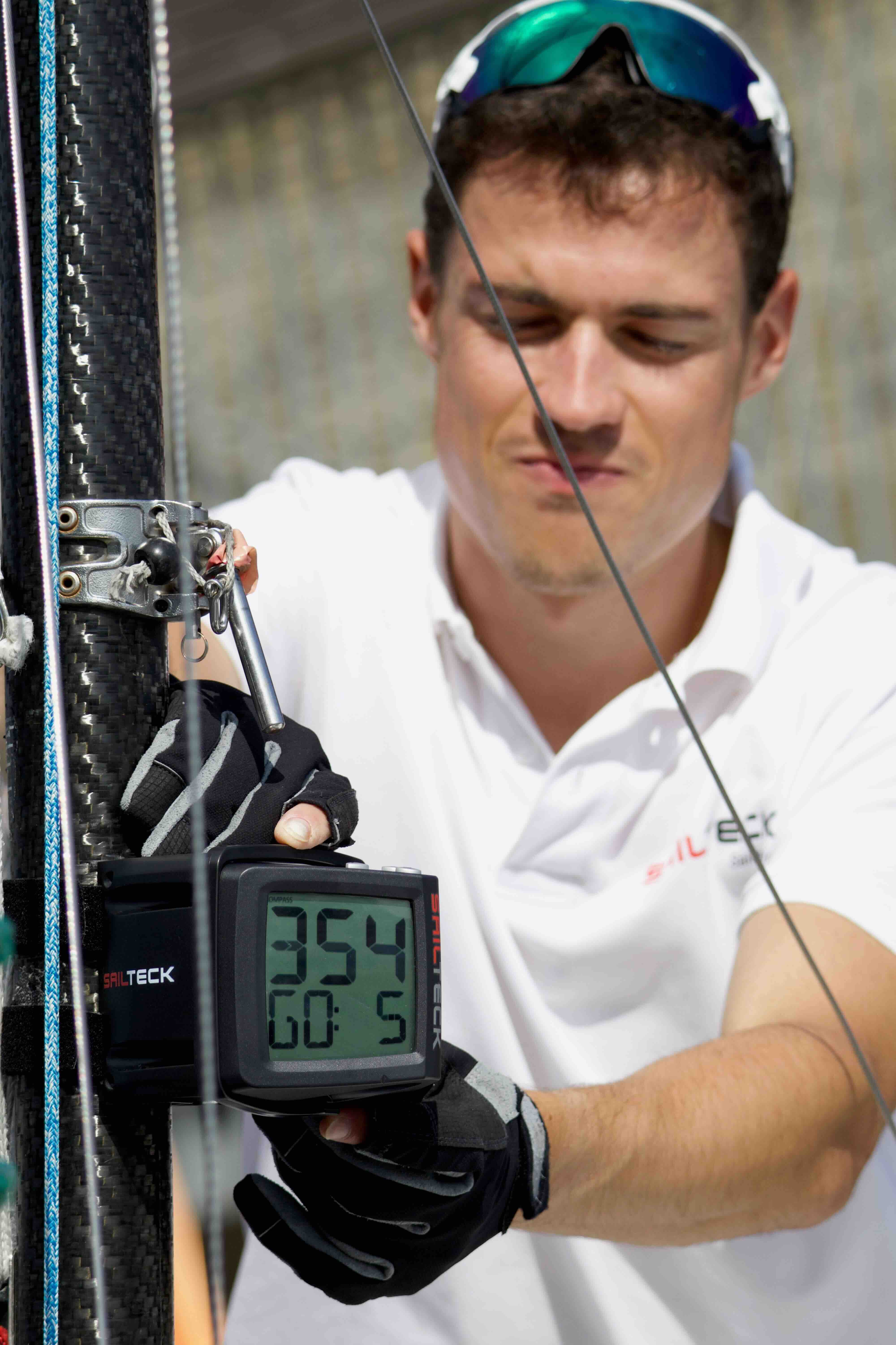 Sailteck clips into cradle.jpeg